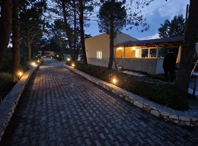 Alexandra 10 דירה