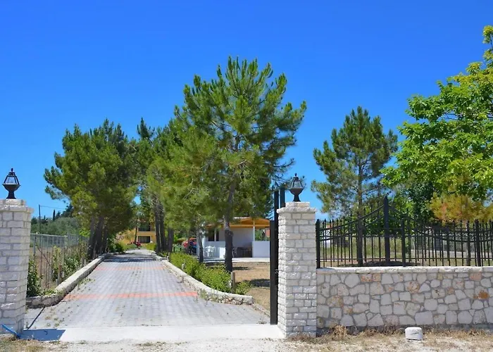 Apartament Alexandra 10 *