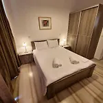 Lägenhet Alexandra 10 *